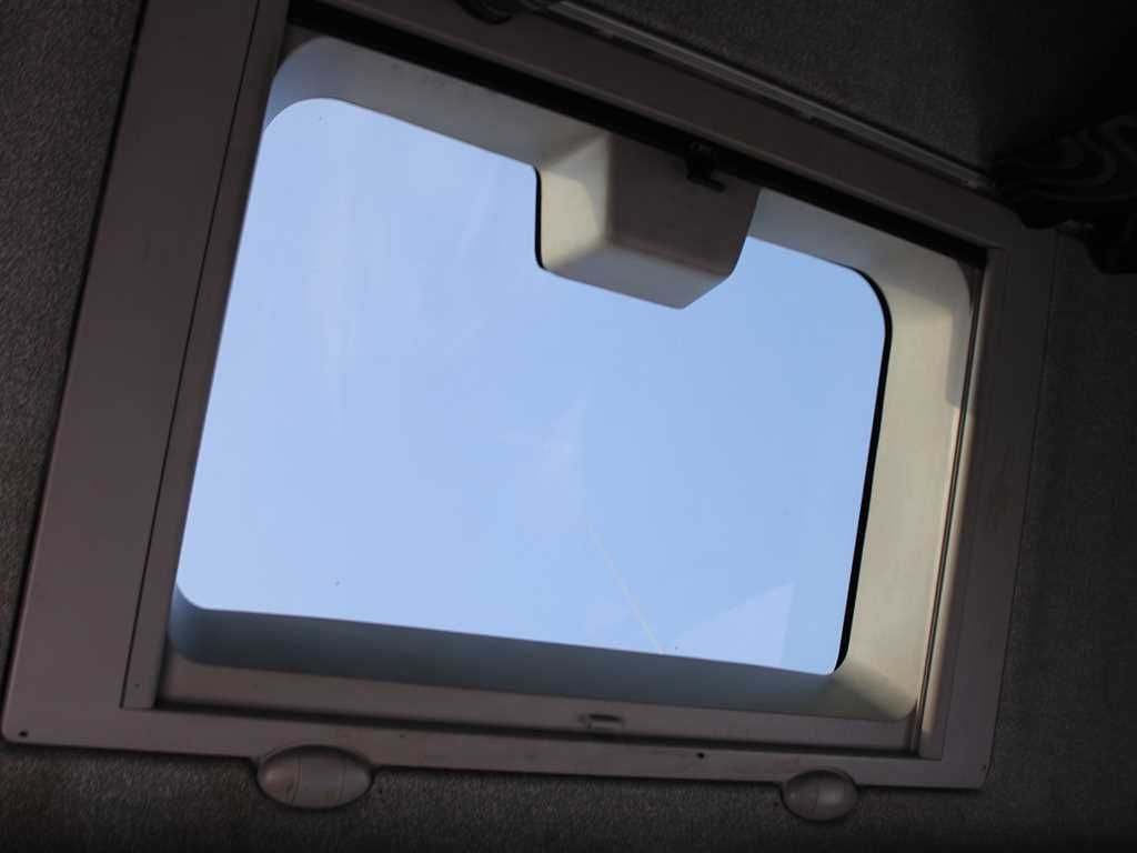 Iveco EUROCARGO 75E18, SIDE-WALLS, EURO 5 - Plane LKW: das Bild 5 Iveco EUROCARGO 75E18, SIDE-WALLS, EURO 5 - Plane LKW: das Bild 5