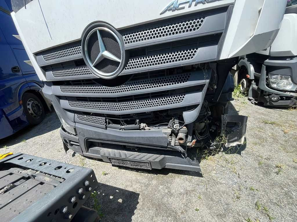 Mercedes-Benz Actros 2542, 6X2 - Plane LKW: das Bild 3 Mercedes-Benz Actros 2542, 6X2 - Plane LKW: das Bild 3