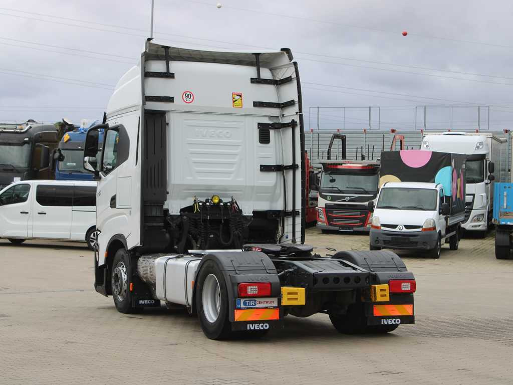 Iveco S-Way 480, EURO 6, INDEPENDENT AIR CONDITIONING, NAVIGATION - Sattelzugmaschine: das Bild 5 Iveco S-Way 480, EURO 6, INDEPENDENT AIR CONDITIONING, NAVIGATION - Sattelzugmaschine: das Bild 5