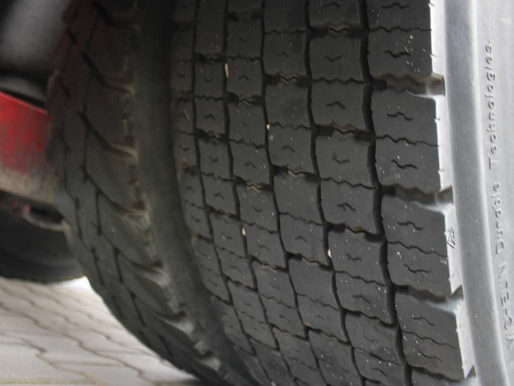 Sattelzugmaschine Mercedes-Benz ACTROS 1843, EURO 6, HYDRAULIC, RETARDER: das Bild 15 Sattelzugmaschine Mercedes-Benz ACTROS 1843, EURO 6, HYDRAULIC, RETARDER: das Bild 15