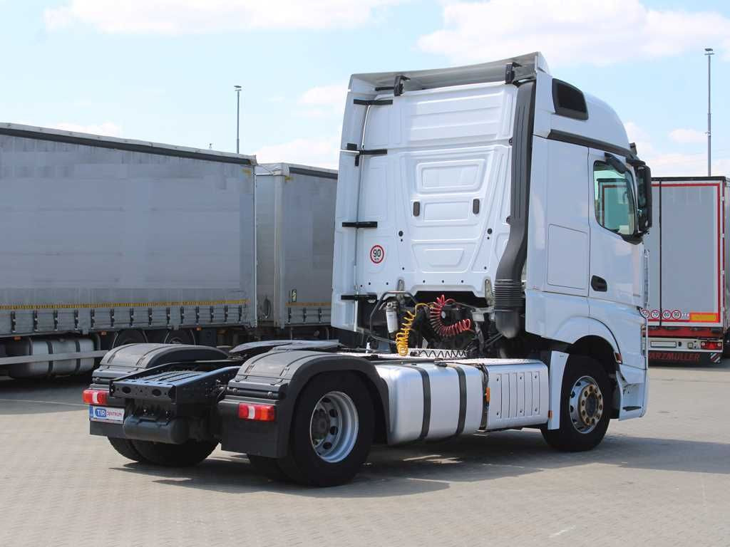 Mercedes-Benz Actros 1845, EURO 6 - Sattelzugmaschine: das Bild 3 Mercedes-Benz Actros 1845, EURO 6 - Sattelzugmaschine: das Bild 3