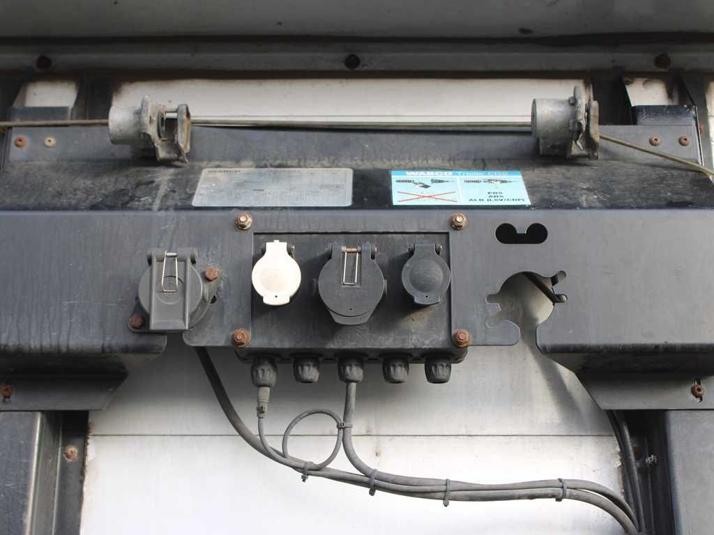 Planenauflieger Schwarzmüller S1, LIFTING AXLE, 2X PALLET BASKET: das Bild 6