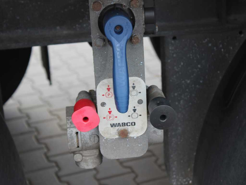 Kühlkoffer Anhänger Svan CHT202, CARRIER SUPRA 850 U, NON-WORKING UNIT: das Bild 11