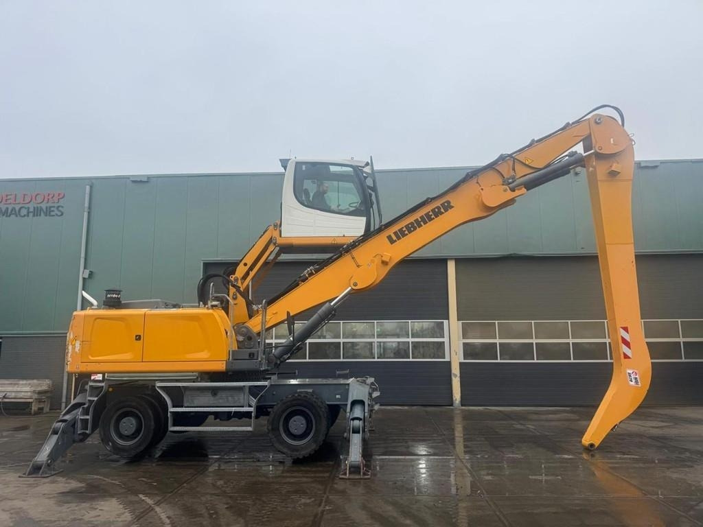 Liebherr LH 30 M - Umschlagbagger: das Bild 4 Liebherr LH 30 M - Umschlagbagger: das Bild 4