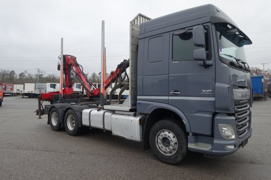 DAF FAT XF 510 mit Penz Ladekran 15Z8.70 inkl. Holzgreifer 6x4 - Holztransporter: das Bild 3 DAF FAT XF 510 mit Penz Ladekran 15Z8.70 inkl. Holzgreifer 6x4 - Holztransporter: das Bild 3
