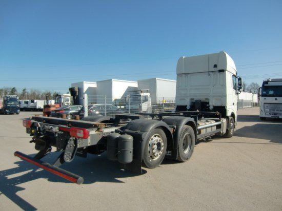DAF XF 480 FAR BDF SSC Euro 6 Liftachse, Retarder - Containerwagen/ Wechselfahrgestell LKW: das Bild 4 DAF XF 480 FAR BDF SSC Euro 6 Liftachse, Retarder - Containerwagen/ Wechselfahrgestell LKW: das Bild 4