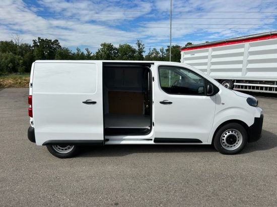 Fiat Scudo Scudo (L1) M BlueDHi 120 6-Gang, Exportpreis - Kastenwagen: das Bild 4 Fiat Scudo Scudo (L1) M BlueDHi 120 6-Gang, Exportpreis - Kastenwagen: das Bild 4