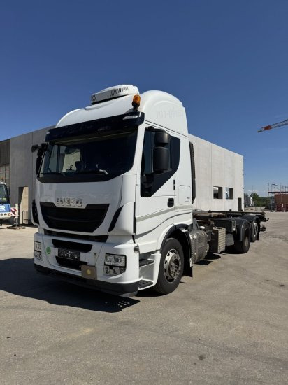 Iveco Stralis AS260SY LBW BDF, Automatik, E6, Standklkima - Containerwagen/ Wechselfahrgestell LKW: das Bild 1 Iveco Stralis AS260SY LBW BDF, Automatik, E6, Standklkima - Containerwagen/ Wechselfahrgestell LKW: das Bild 1