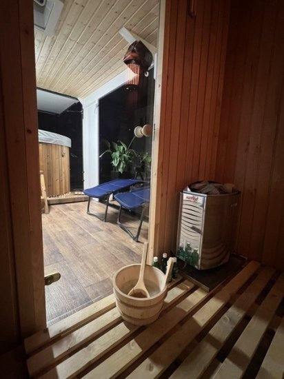 Izabella Wellnessanhänger mit Sauna und Whirlpool, Stromaggregat - Wohnwagen: das Bild 5 Izabella Wellnessanhänger mit Sauna und Whirlpool, Stromaggregat - Wohnwagen: das Bild 5