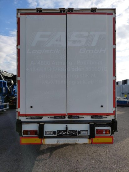 Krone SDK27 Kofferauflieger, Liftachse - Koffer Auflieger: das Bild 5 Krone SDK27 Kofferauflieger, Liftachse - Koffer Auflieger: das Bild 5