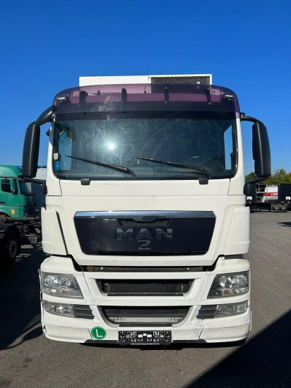 MAN TGS 26.360 6x2 LL, Tiefkühlkoffer Intarder, Liftachse - Kühlkoffer LKW: das Bild 2 MAN TGS 26.360 6x2 LL, Tiefkühlkoffer Intarder, Liftachse - Kühlkoffer LKW: das Bild 2