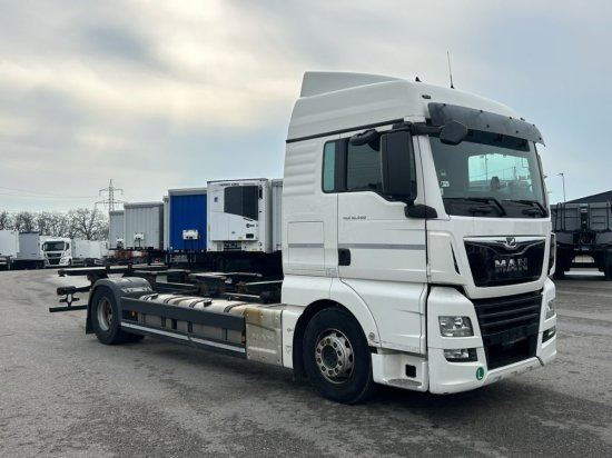 MAN TGX 18.460 XLX, 4x2, Euro 6, Standklima - Containerwagen/ Wechselfahrgestell LKW: das Bild 3 MAN TGX 18.460 XLX, 4x2, Euro 6, Standklima - Containerwagen/ Wechselfahrgestell LKW: das Bild 3