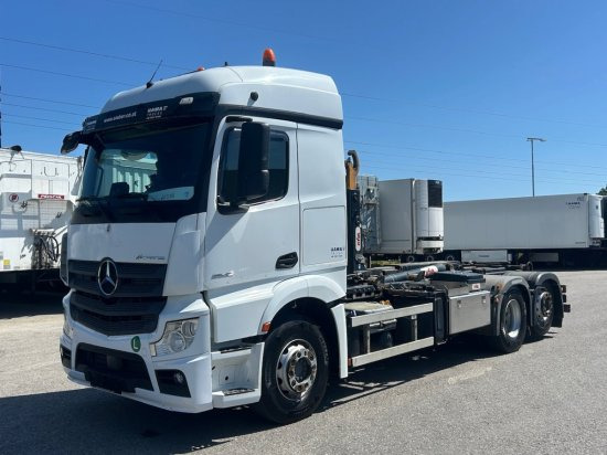 Mercedes-Benz Actros 2545 6x2 Hyva Abroller, E6 ,Retarder, Lenk-Liftachse, Schub-Knick - Abrollkipper: das Bild 2 Mercedes-Benz Actros 2545 6x2 Hyva Abroller, E6 ,Retarder, Lenk-Liftachse, Schub-Knick - Abrollkipper: das Bild 2