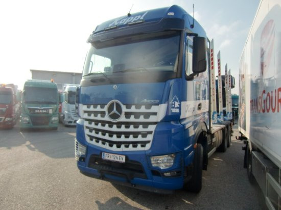 Mercedes-Benz Arocs 3353 6x4 Holztransp., Palfinger Kran Epsilon - Holztransporter, Autokran: das Bild 3 Mercedes-Benz Arocs 3353 6x4 Holztransp., Palfinger Kran Epsilon - Holztransporter, Autokran: das Bild 3