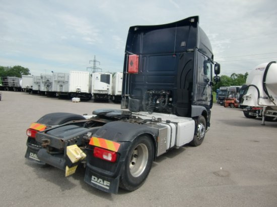 DAF XF 460 SSC, Automatik, EURO6, Standklima Kipphydraulik - Sattelzugmaschine: das Bild 4 DAF XF 460 SSC, Automatik, EURO6, Standklima Kipphydraulik - Sattelzugmaschine: das Bild 4
