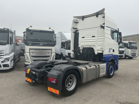 MAN TGX 18.520 XXL, EURO 6, Intarder, Hydraulik - Sattelzugmaschine: das Bild 4 MAN TGX 18.520 XXL, EURO 6, Intarder, Hydraulik - Sattelzugmaschine: das Bild 4