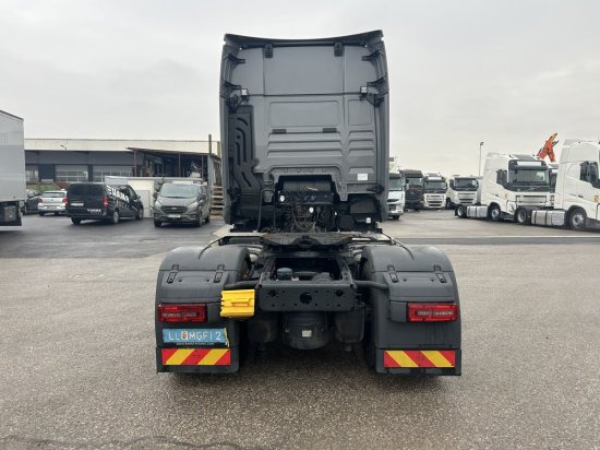MAN TGX 18.640, Individual S, Full-Air, Alufelgen, Standklima, E6, Performance-Line, - Sattelzugmaschine: das Bild 5 MAN TGX 18.640, Individual S, Full-Air, Alufelgen, Standklima, E6, Performance-Line, - Sattelzugmaschine: das Bild 5