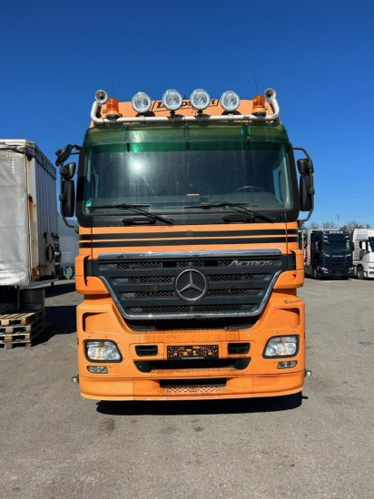 Mercedes-Benz Actros 2654 / V8 6x4 SZM, Kipphydraulik Blatt-Luft, E4 - Sattelzugmaschine: das Bild 2 Mercedes-Benz Actros 2654 / V8 6x4 SZM, Kipphydraulik Blatt-Luft, E4 - Sattelzugmaschine: das Bild 2