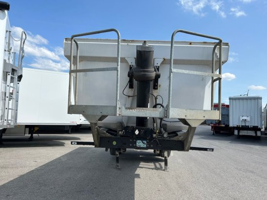 Schwarzmüller Kippmulde 25m³, SAF, Podest, HYVA - Kipper Auflieger: das Bild 3 Schwarzmüller Kippmulde 25m³, SAF, Podest, HYVA - Kipper Auflieger: das Bild 3