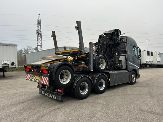 Volvo FH 16 650 6x4 Langholzzug + Doll M2K-9L Nachläufer mit Palfinger Epsilon S260C96, I-Shift, Retarder, - Holztransporter, Autokran: das Bild 5 Volvo FH 16 650 6x4 Langholzzug + Doll M2K-9L Nachläufer mit Palfinger Epsilon S260C96, I-Shift, Retarder, - Holztransporter, Autokran: das Bild 5