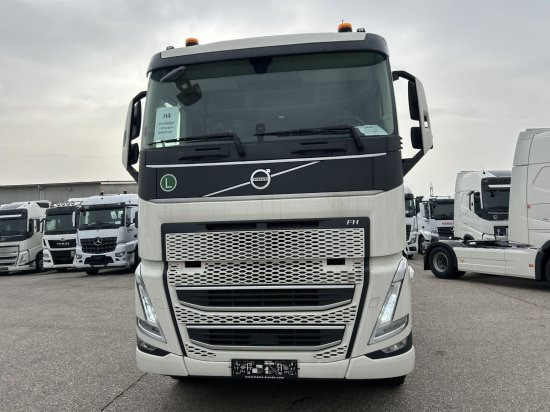 Volvo FH 500 6X2 Euro6, Retarder, Pritsche, Palfinger PK22002-EH - Pritsche LKW, Autokran: das Bild 2 Volvo FH 500 6X2 Euro6, Retarder, Pritsche, Palfinger PK22002-EH - Pritsche LKW, Autokran: das Bild 2