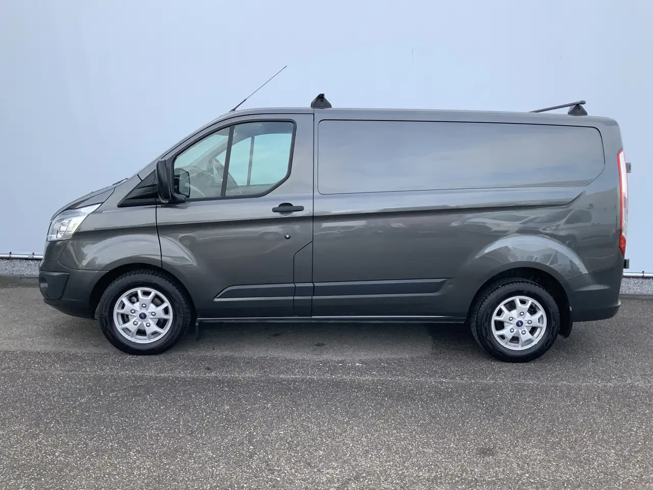 Ford Transit Custom 270 2.2 TDCI L1H1 Trend Airco Camera Cruise Dakdra - Kastenwagen: das Bild 3 Ford Transit Custom 270 2.2 TDCI L1H1 Trend Airco Camera Cruise Dakdra - Kastenwagen: das Bild 3