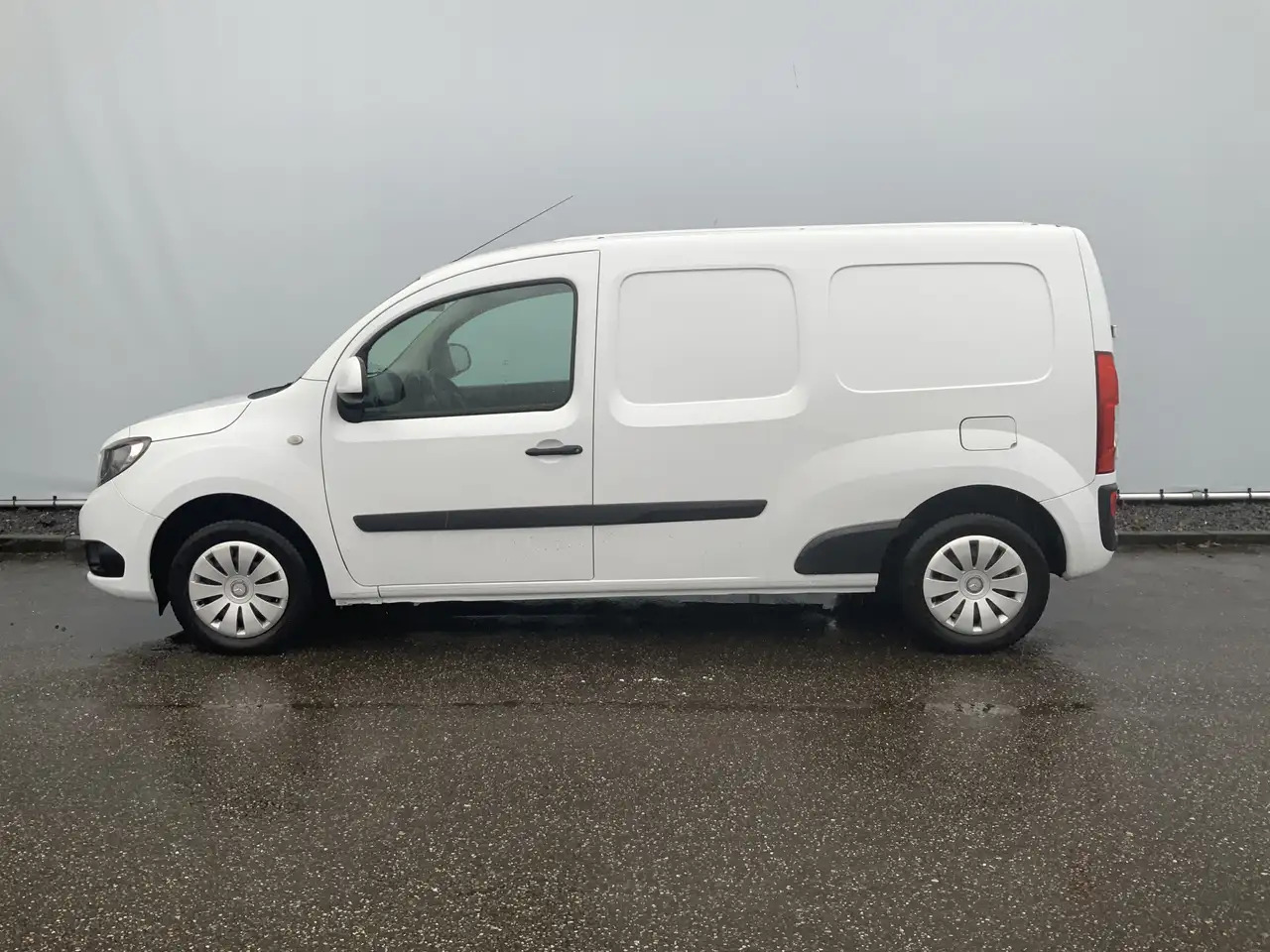 Mercedes-Benz Citan 109 CDI BlueEFFICIENCY Extra Lang Maxi Airco Euro - Kleintransporter, Transporter mit Doppelkabine: das Bild 3 Mercedes-Benz Citan 109 CDI BlueEFFICIENCY Extra Lang Maxi Airco Euro - Kleintransporter, Transporter mit Doppelkabine: das Bild 3