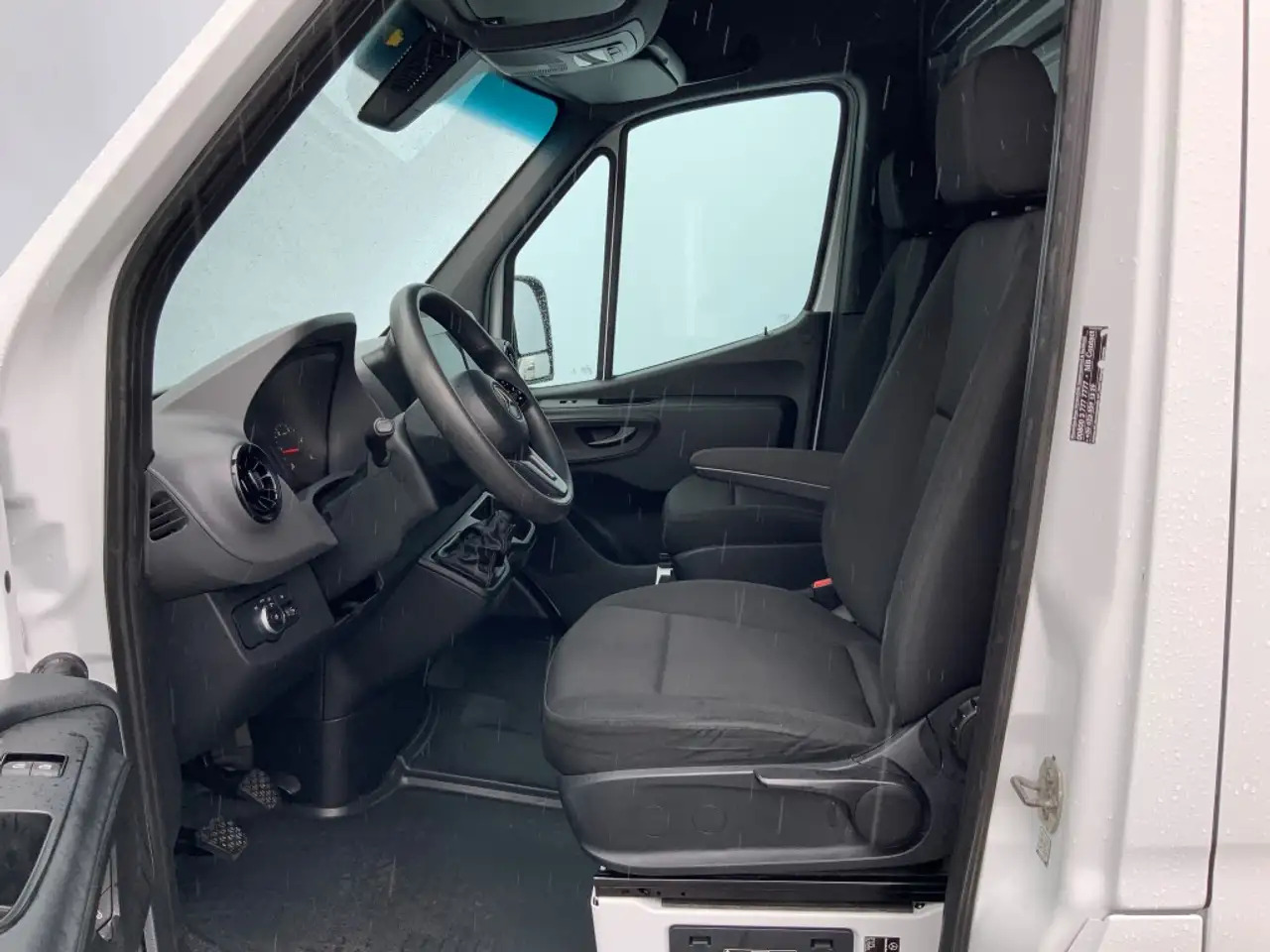 Mercedes-Benz Sprinter 316 2.2 CDI 366 L2 H2 Airco 2 Zits Euro 6 - Kastenwagen: das Bild 5 Mercedes-Benz Sprinter 316 2.2 CDI 366 L2 H2 Airco 2 Zits Euro 6 - Kastenwagen: das Bild 5