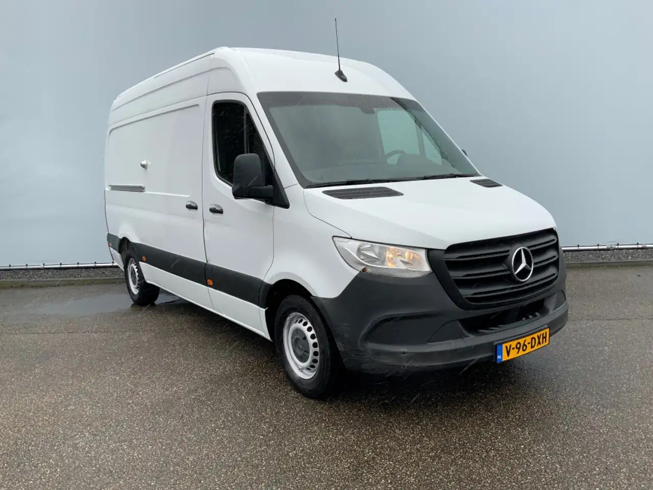 Mercedes-Benz Sprinter 316 2.2 CDI 366 L2 H2 Airco 2 Zits Euro 6 - Kastenwagen: das Bild 2 Mercedes-Benz Sprinter 316 2.2 CDI 366 L2 H2 Airco 2 Zits Euro 6 - Kastenwagen: das Bild 2