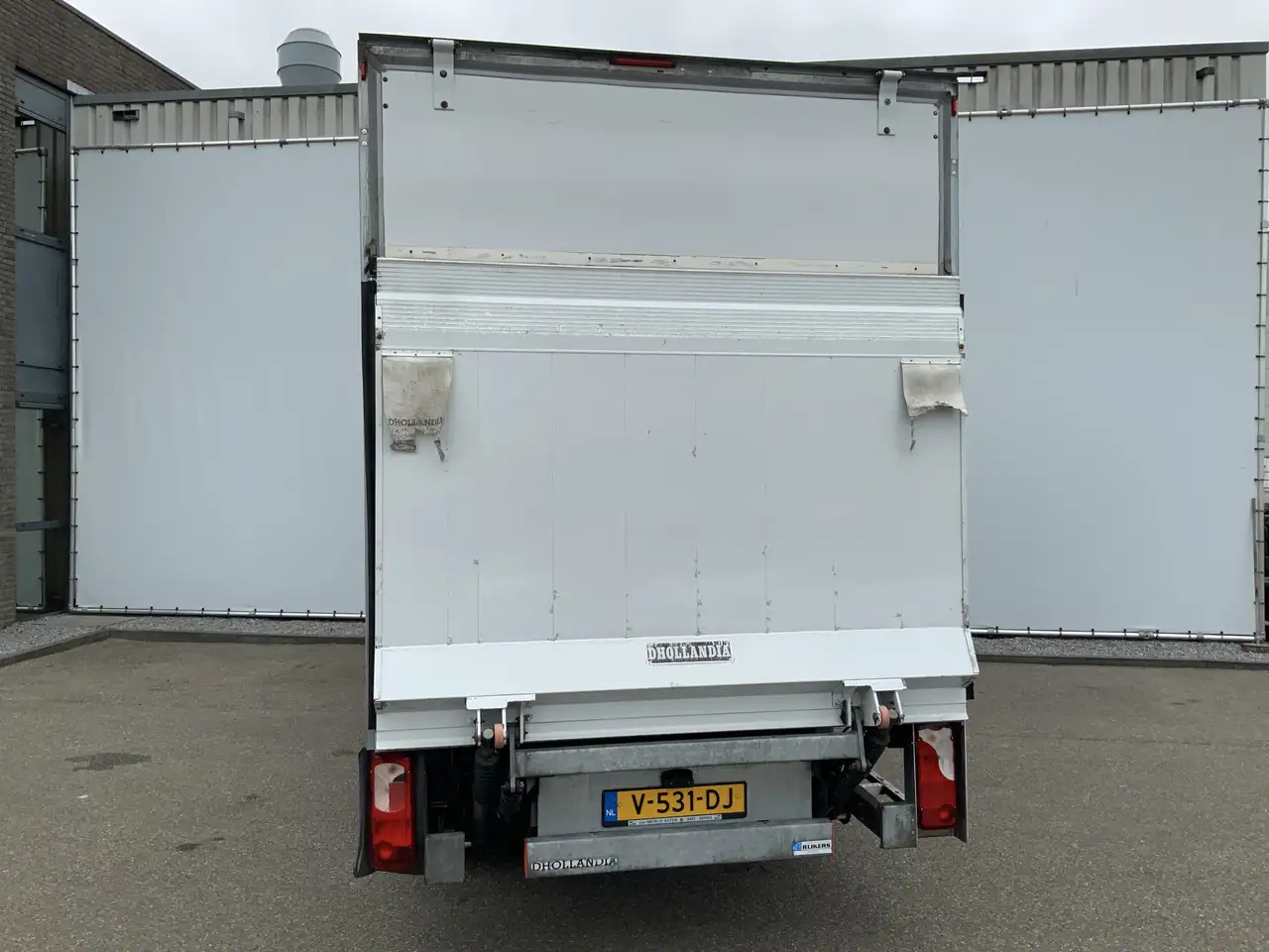 Mercedes-Benz Sprinter 513 2.2 CDI 432 Meubelbak&Lift Zijdeur Cruise 3 Zi - Koffer Transporter: das Bild 2 Mercedes-Benz Sprinter 513 2.2 CDI 432 Meubelbak&Lift Zijdeur Cruise 3 Zi - Koffer Transporter: das Bild 2