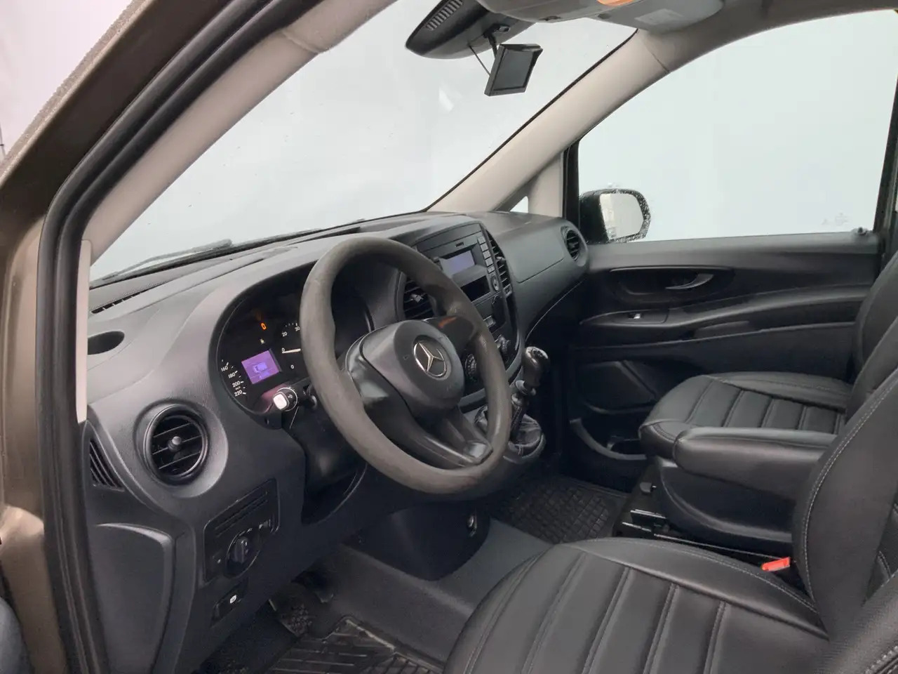 Mercedes-Benz Vito 111 CDI Functional Lang airco Camera EXPORT!! Euro - Kastenwagen: das Bild 5 Mercedes-Benz Vito 111 CDI Functional Lang airco Camera EXPORT!! Euro - Kastenwagen: das Bild 5