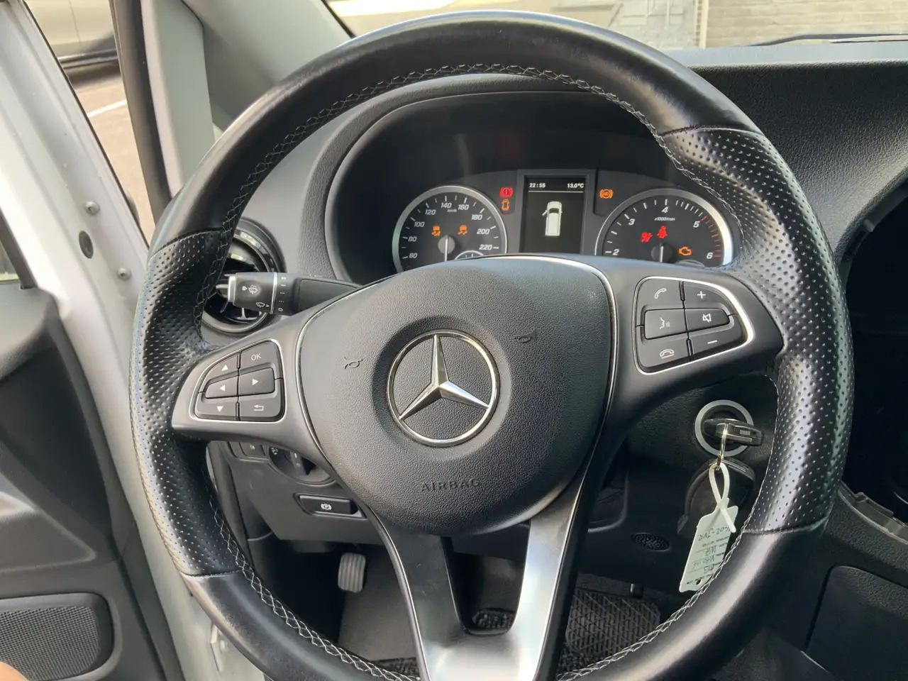 Mercedes-Benz Vito Automaat 116 CDI Lang 2 Airco Cruise 3 Zits Alu Ve - Kastenwagen: das Bild 5 Mercedes-Benz Vito Automaat 116 CDI Lang 2 Airco Cruise 3 Zits Alu Ve - Kastenwagen: das Bild 5