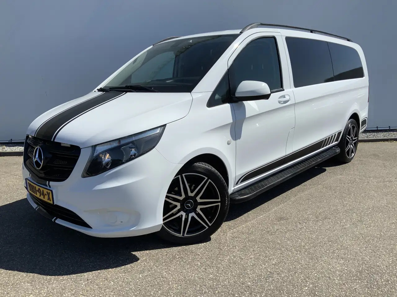 Mercedes-Benz Vito Tourer XL 114 CDI Autom. Airco Cruise Camera Alu V - Kastenwagen: das Bild 1 Mercedes-Benz Vito Tourer XL 114 CDI Autom. Airco Cruise Camera Alu V - Kastenwagen: das Bild 1
