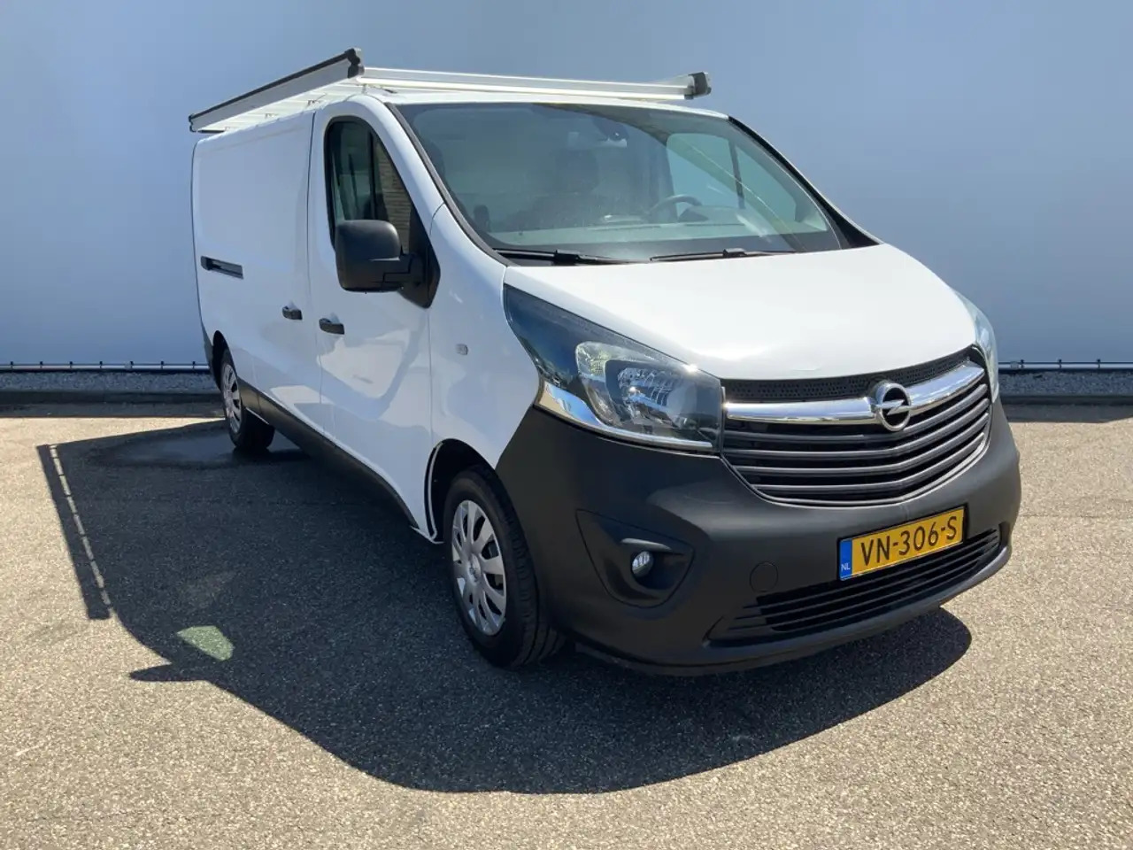 Opel Vivaro 1.6 CDTI L2H1 Edition EcoFlex Airco Cruise Imperia - Kastenwagen: das Bild 2 Opel Vivaro 1.6 CDTI L2H1 Edition EcoFlex Airco Cruise Imperia - Kastenwagen: das Bild 2