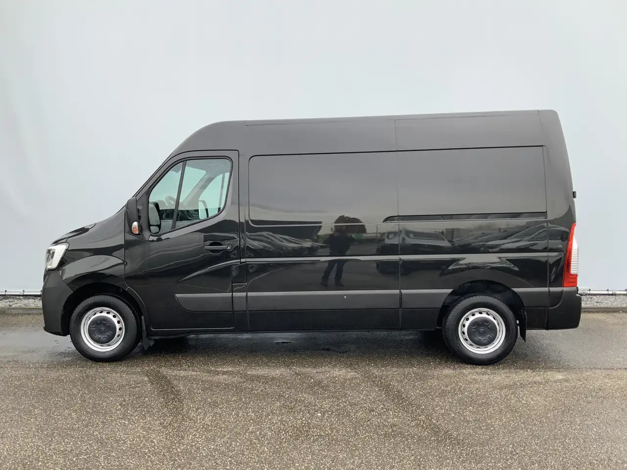 Renault Master T35 2.3 dCi 150 L2H2 Airco Cruise 3 Zits Camera Tr - Kastenwagen: das Bild 3 Renault Master T35 2.3 dCi 150 L2H2 Airco Cruise 3 Zits Camera Tr - Kastenwagen: das Bild 3
