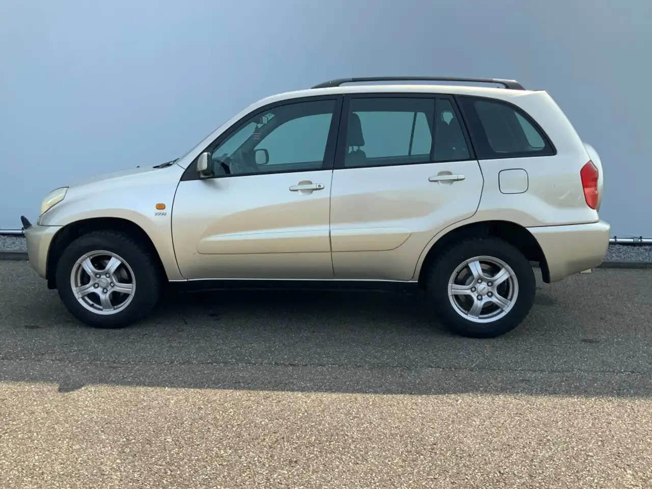 Toyota RAV 4 EXPORT FIXPRICE !!!! 4X4 Airco Cruise Automaat Alu - SUV/ Geländewagen: das Bild 3 Toyota RAV 4 EXPORT FIXPRICE !!!! 4X4 Airco Cruise Automaat Alu - SUV/ Geländewagen: das Bild 3