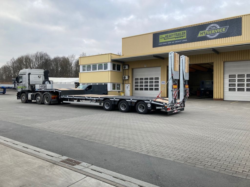 Faymonville MAX Trailer 3-Achs-Tele-Semi m. hydr. Rampen-nlla - Tieflader Auflieger: das Bild 2 Faymonville MAX Trailer 3-Achs-Tele-Semi m. hydr. Rampen-nlla - Tieflader Auflieger: das Bild 2