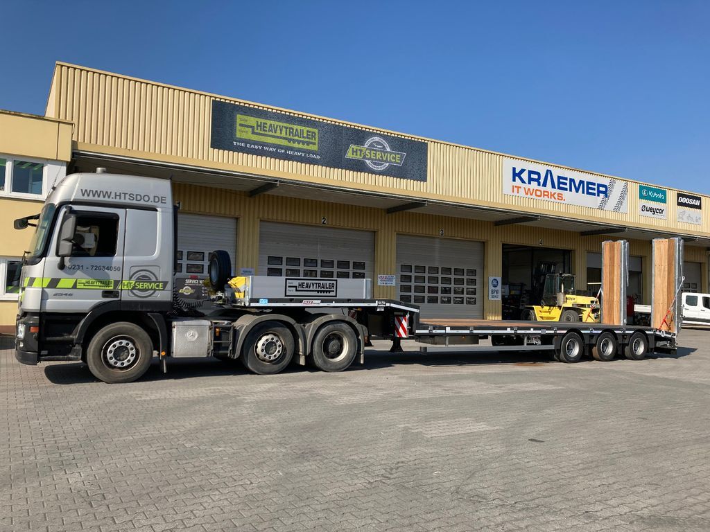 Faymonville MAX Trailer 3-Achs-Tele-Semi mit Rampen zwangsgel - Tieflader Auflieger: das Bild 2 Faymonville MAX Trailer 3-Achs-Tele-Semi mit Rampen zwangsgel - Tieflader Auflieger: das Bild 2