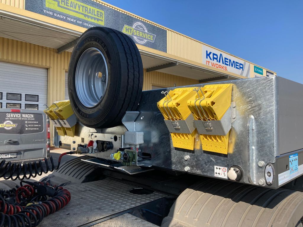 Faymonville MAX Trailer 3-Achs-Tele-Semi mit Rampen zwangsgel - Tieflader Auflieger: das Bild 3 Faymonville MAX Trailer 3-Achs-Tele-Semi mit Rampen zwangsgel - Tieflader Auflieger: das Bild 3