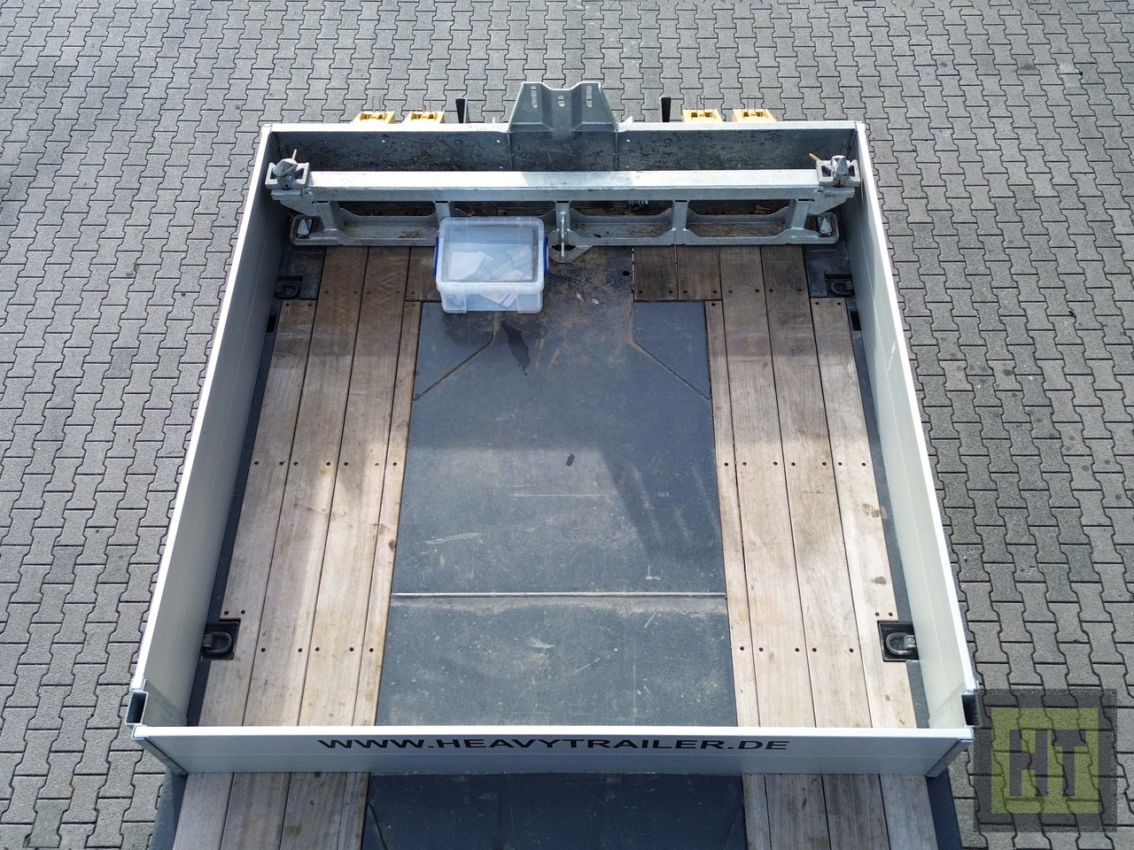 Faymonville MAX Trailer 4-Achs-Mega-Tele-Semi mit Rampen - Tieflader Auflieger: das Bild 2 Faymonville MAX Trailer 4-Achs-Mega-Tele-Semi mit Rampen - Tieflader Auflieger: das Bild 2