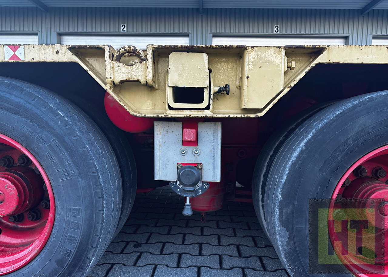 Goldhofer 6-Achs-Tele-Semi mit hydr. Rampen-zwangsgelenkt - Tieflader Auflieger: das Bild 4 Goldhofer 6-Achs-Tele-Semi mit hydr. Rampen-zwangsgelenkt - Tieflader Auflieger: das Bild 4