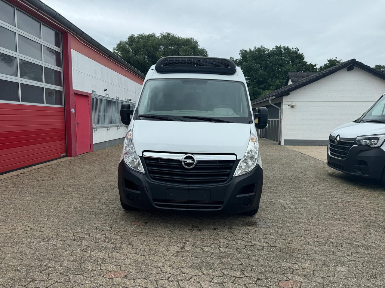 Opel Movano Kühlkastenwagen Carrier Xarios 200 L3H2 - Kühltransporter: das Bild 2 Opel Movano Kühlkastenwagen Carrier Xarios 200 L3H2 - Kühltransporter: das Bild 2