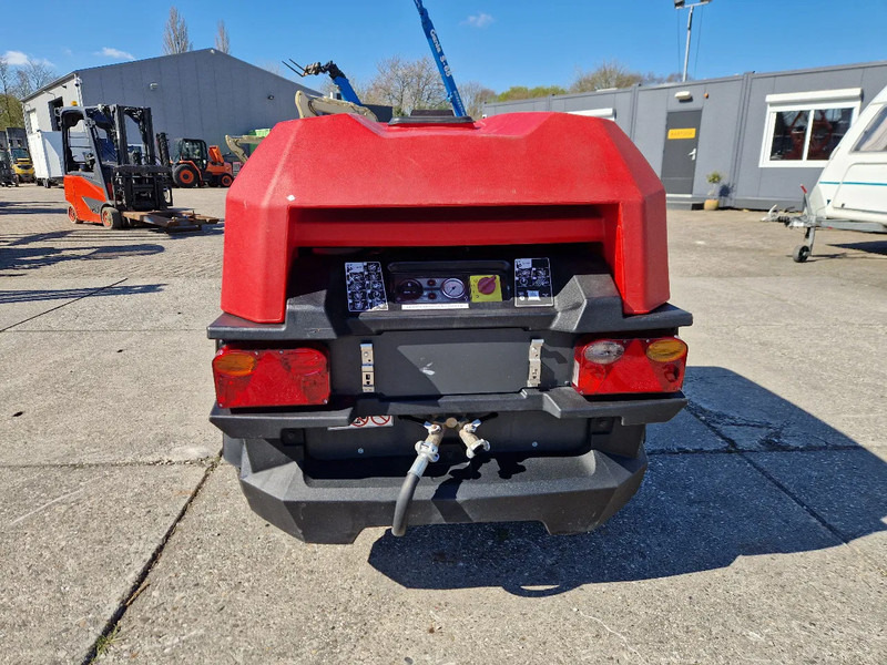 Atlas-Copco CPS2.0 in nieuwstaat met 100 uur! - Luftkompressor: das Bild 5 Atlas-Copco CPS2.0 in nieuwstaat met 100 uur! - Luftkompressor: das Bild 5