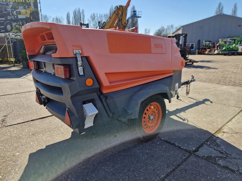 Atlas-Copco XAS57 in zeer nette staat - Luftkompressor: das Bild 4 Atlas-Copco XAS57 in zeer nette staat - Luftkompressor: das Bild 4