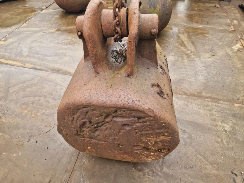 Diversen stalen sloopkogels / sloopbeulen - Abbruchschere für Baumaschine: das Bild 5 Diversen stalen sloopkogels / sloopbeulen - Abbruchschere für Baumaschine: das Bild 5