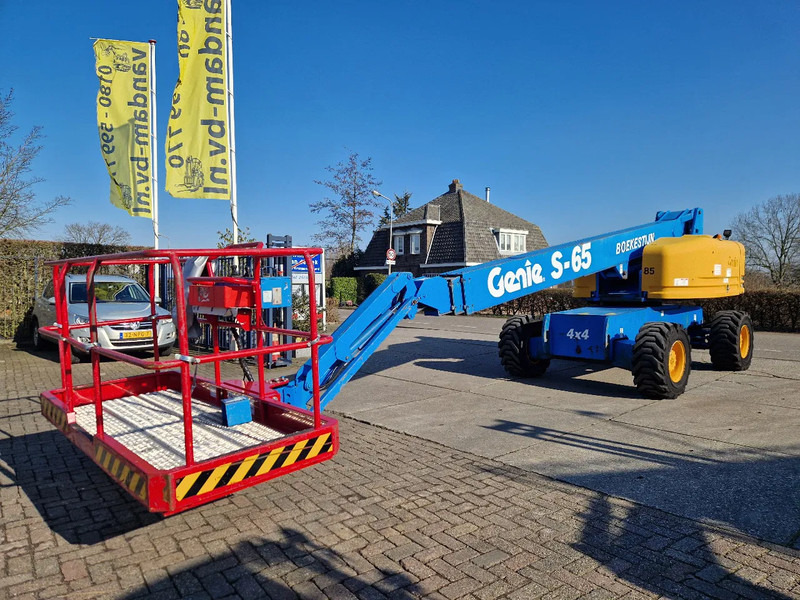 Genie S65 4X4 - Teleskopbühne: das Bild 1 Genie S65 4X4 - Teleskopbühne: das Bild 1
