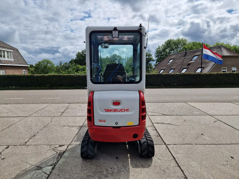 Minibagger Takeuchi TB216 met 2089 uur: das Bild 19