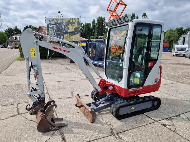 Takeuchi TB216 met 2089 uur - Minibagger: das Bild 1 Takeuchi TB216 met 2089 uur - Minibagger: das Bild 1
