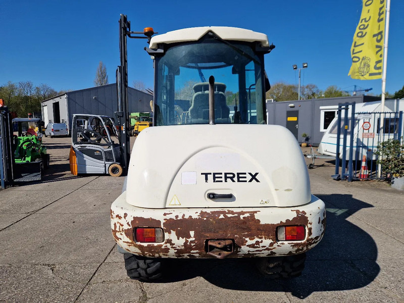 Terex TL80 palletvorken en 4in1-bak - Radlader: das Bild 3 Terex TL80 palletvorken en 4in1-bak - Radlader: das Bild 3