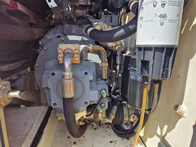 Terex TW160 inclusief kantelbak (1.98m.) - Mobilbagger: das Bild 5 Terex TW160 inclusief kantelbak (1.98m.) - Mobilbagger: das Bild 5